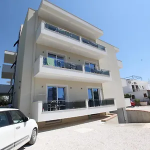 Golden Aparthotel